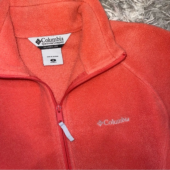 lightly worn columbia fleece - Picture 3 of 3